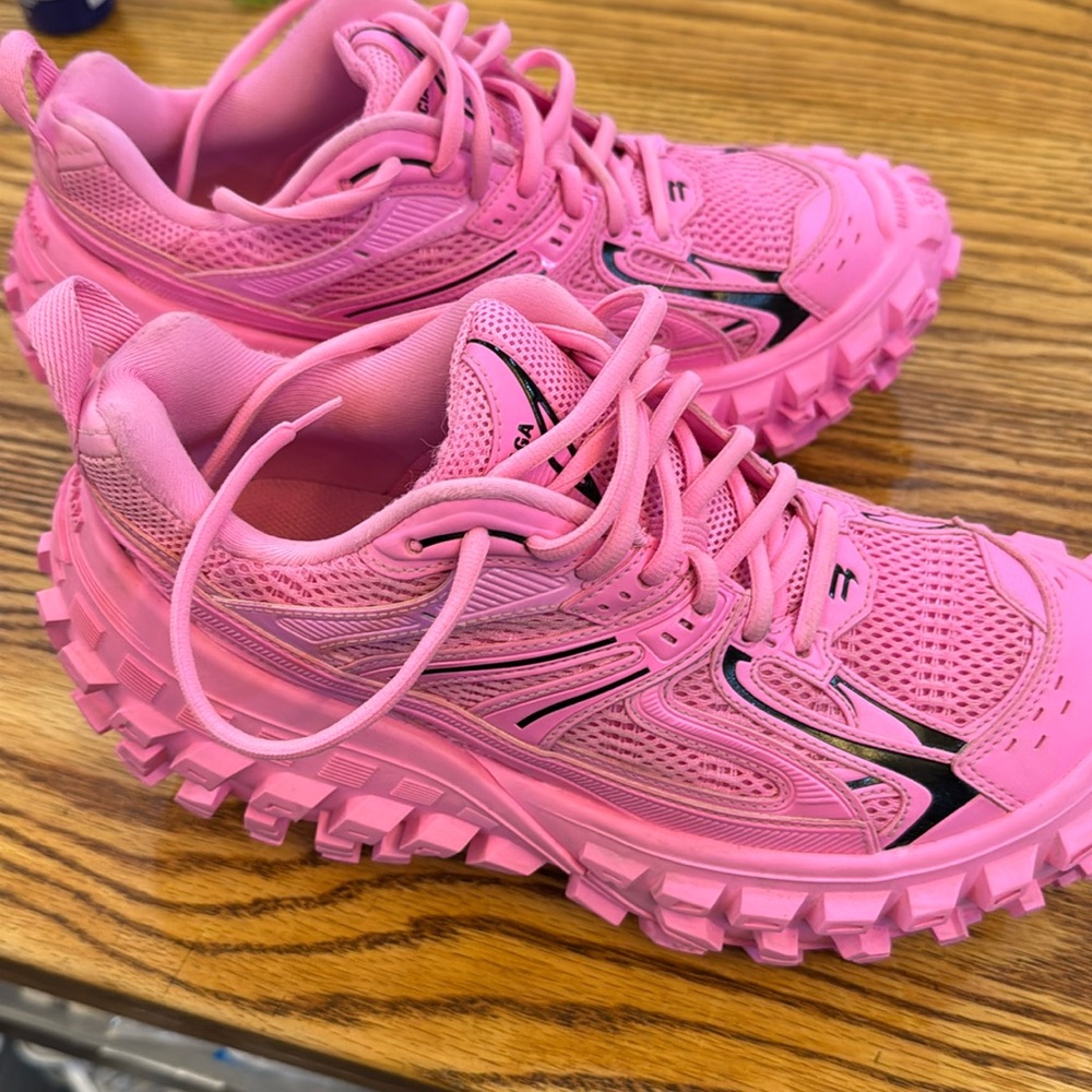 Balenciaga Pink Defender low top sneakers